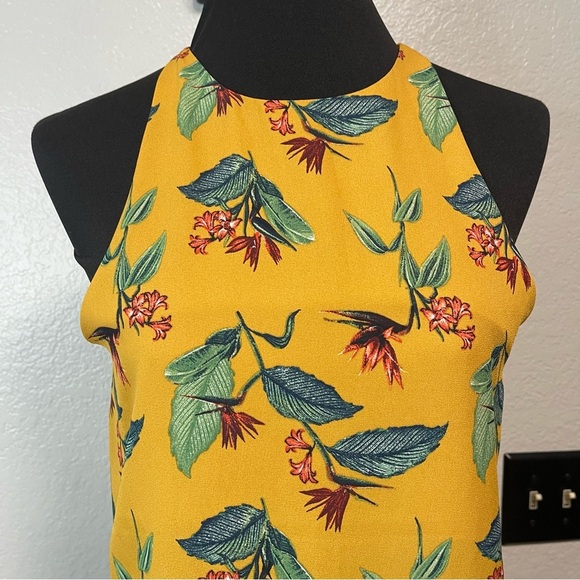 Forever 21 High Neck Floral Print in Mustard Tank Top MEDIUM - Picture 2 of 6